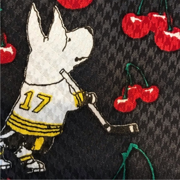 Novelty Don Cherry blossoms tie, featuring Blue - Picture 5 of 6